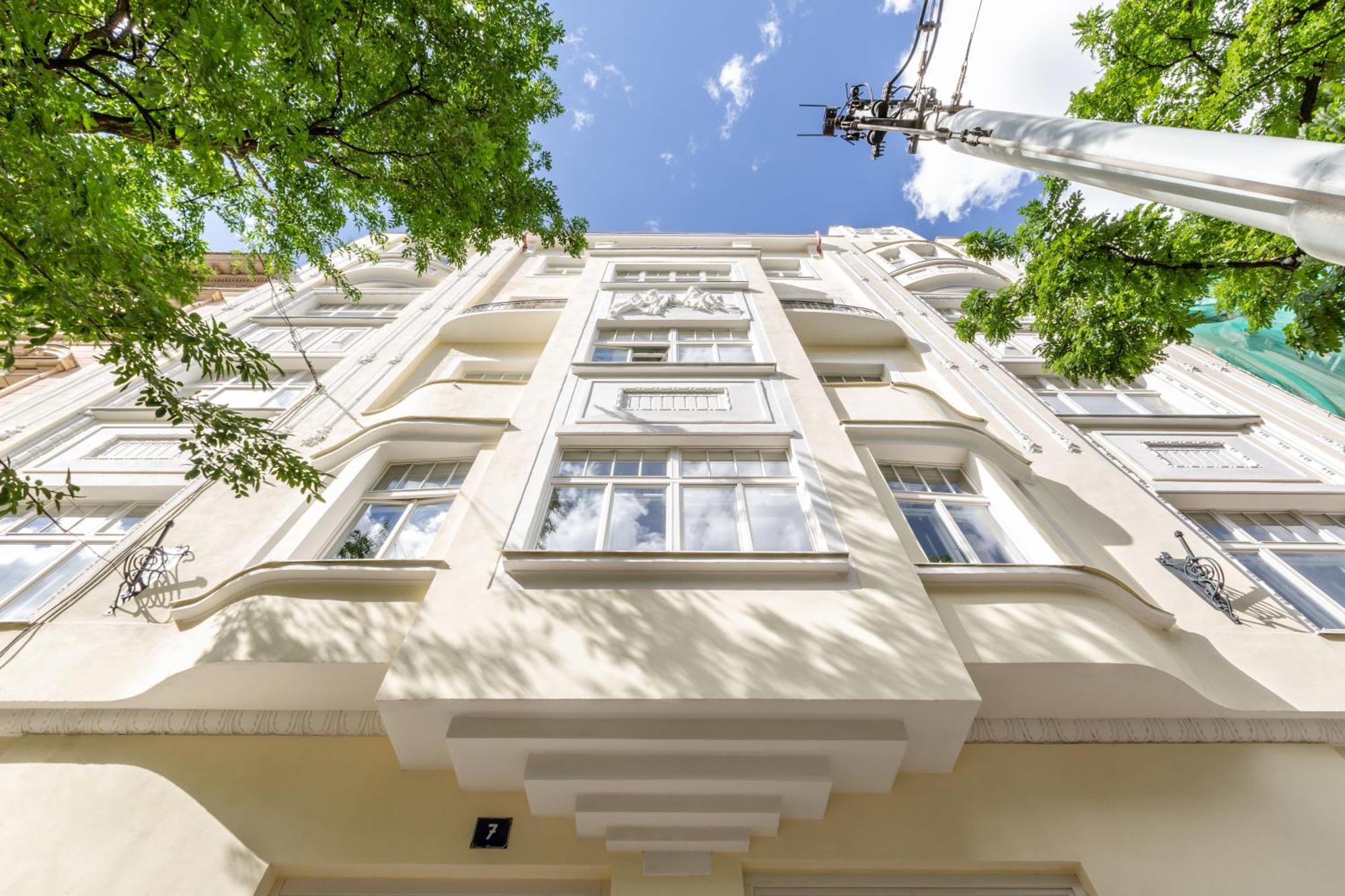 Turnkey I Charles Square Apartments Prag Exterior foto